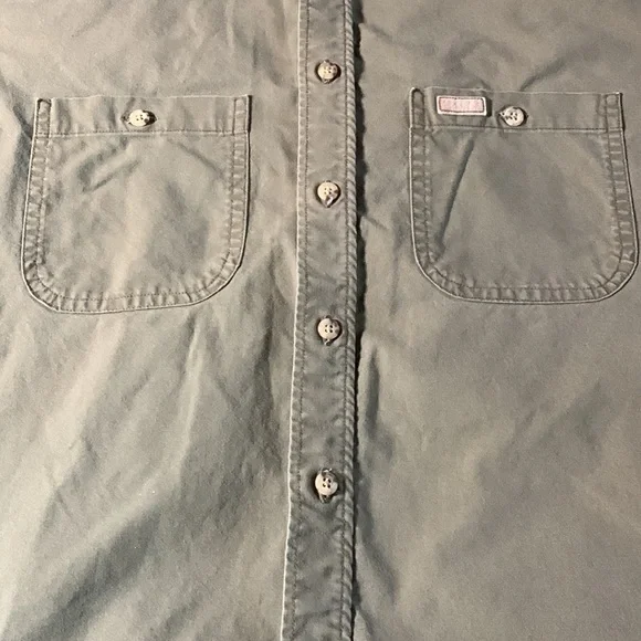 Men’s Carhartt brown, short sleeve, button up shirt.  Pockets on chest.  Size L - Picture 3 of 8